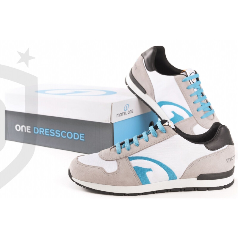 je eigen sportschoenen!