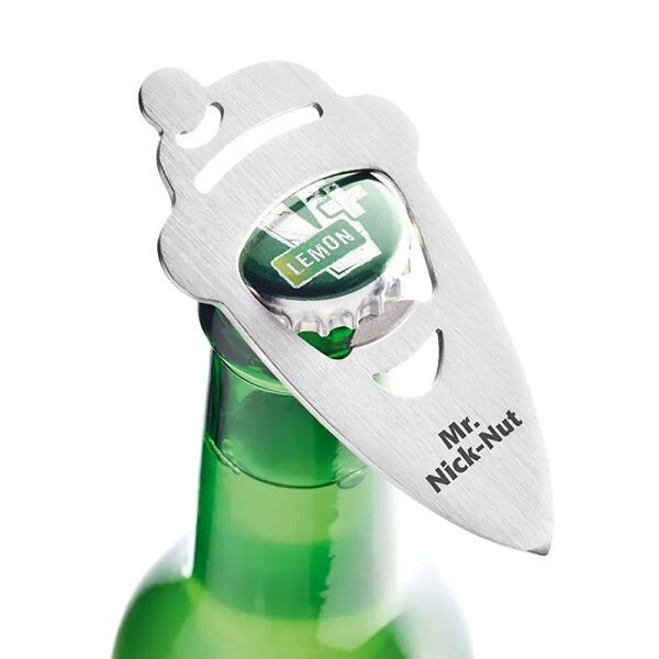 Notenkraker en flesopener in 1